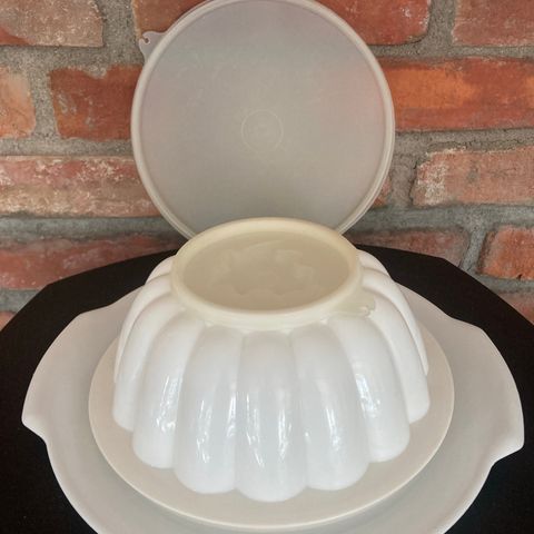 TUPPERWARE gele/puddingform