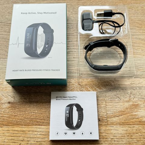 Smartklokke heart rate blood pressure tracker