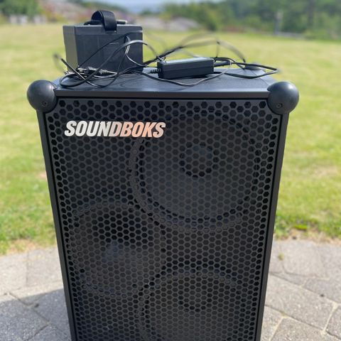 Selger Soundboks 3 Pent brukt