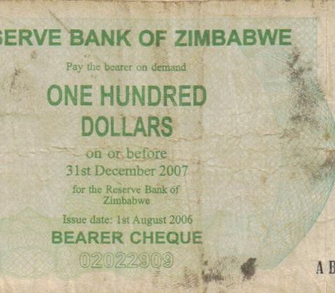 En brukt 100 Dollars seddel fra Zimbabwe - 1067