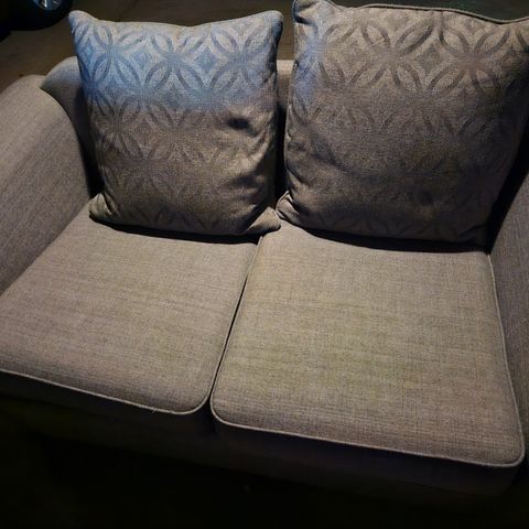 2 - seters sofa