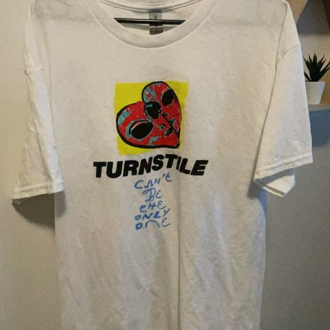 Turnstile t-skjorte, aldri brukt