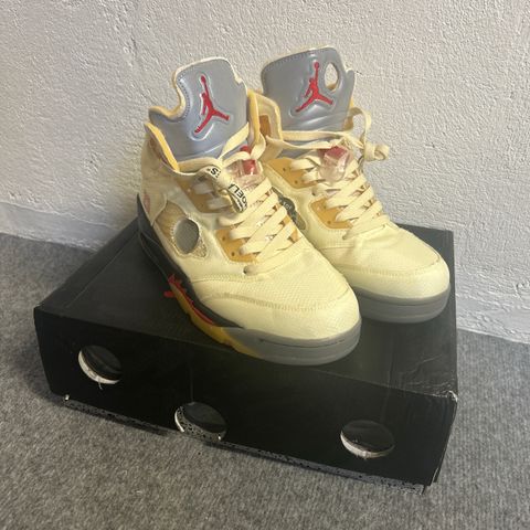 Jordan 5 off-white