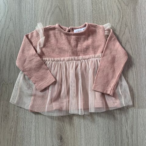 ZARA - Size 68