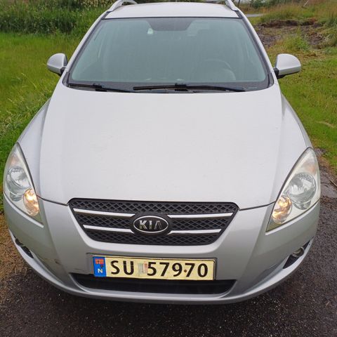 Kia ceed  2008 . 1.6  dellebil