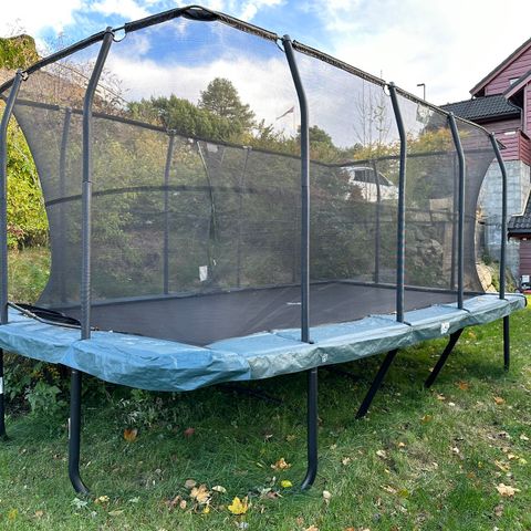 Jump King 3,1 m x 5,5 m Rektangulær Combo trampoline til salgs.