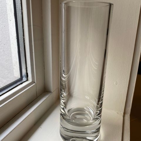 Glassvase selges