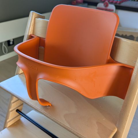 Stokke tripp trapp baby set Lava Orange + spisebrett