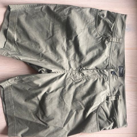 Ubrukt Bergans shorts til tur og fritid selges