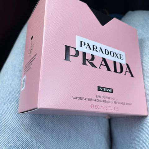 Prada,  paradoxe