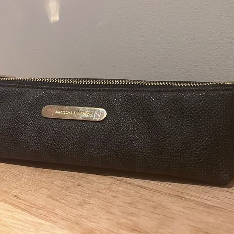 Michael Kors sminkepung