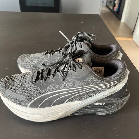 Puma deviate nitro løpesko str 38,5