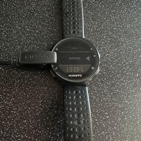 Garmin forerunner 235