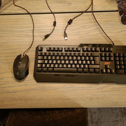 ADX tastatur og mus