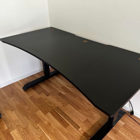 Svive Altair Gaming Desk matt sort