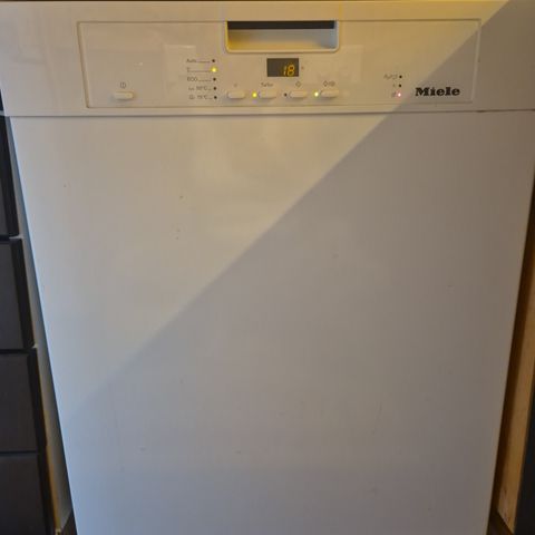 Miele oppvaskmaskin gis bort, feilmelding F70