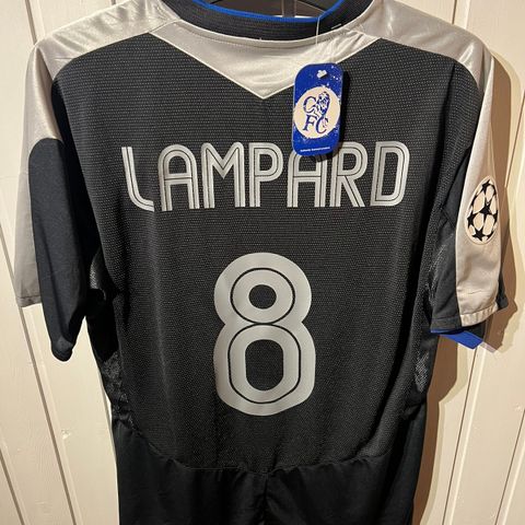 Vintage Chelsea 2004-05 fotballdrakt - Lampard 8 BNWT