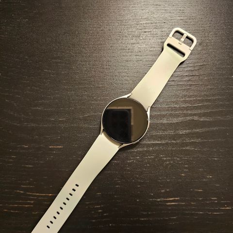 Samsung galaxy watch 5, 44mm.