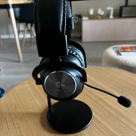 Logitech Pro headset