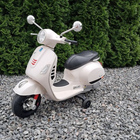 Vespa elscooter for 3-6år