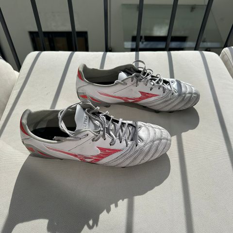 Mizuno Morelia Neo IV Pro AG str 43