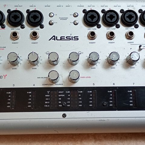 Alesis iO 26 Firewire