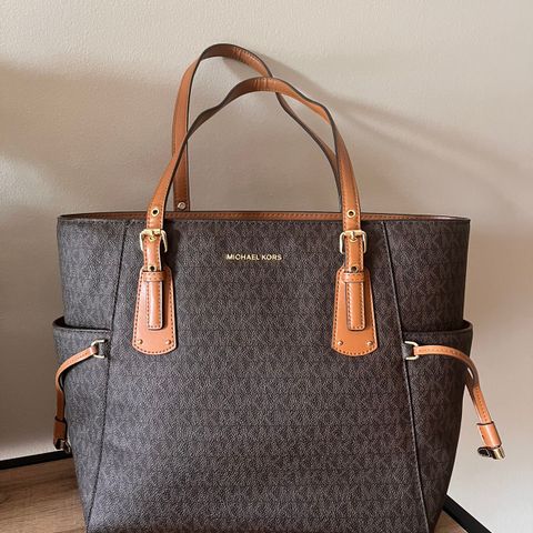 Michael Kors Tote