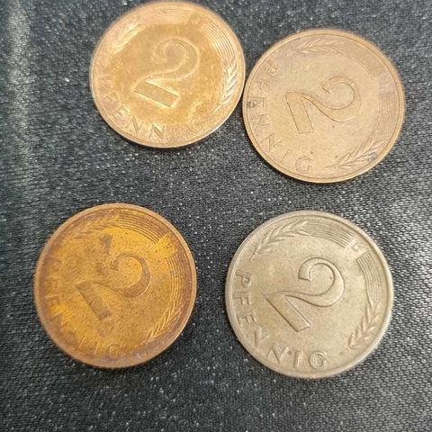 Lot med 4 stk tyske 2 pfennig 1966-1979