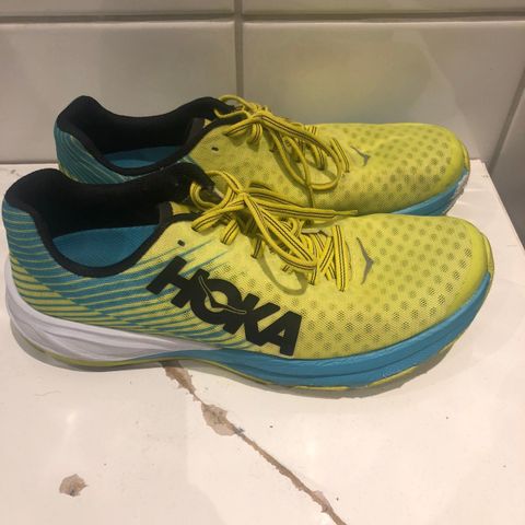 Hoka carbon rocket