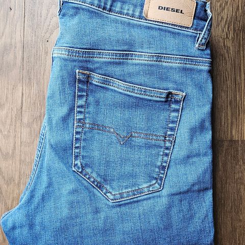 Diesel jeans. D-Roisin