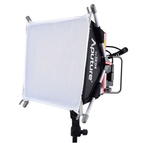 Aputure Amaran Tri-8s portabelt LED-lys