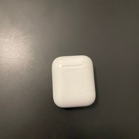 AirPods (Gen. 2)