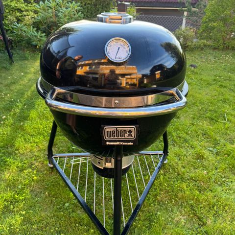 Weber Summit Kamado E6 Kullgrill