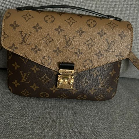 Louis Vuitton Metis Reverse