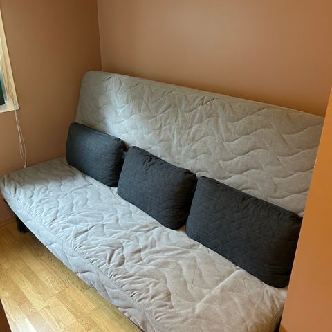 IKEA Nyhamn sovesofa