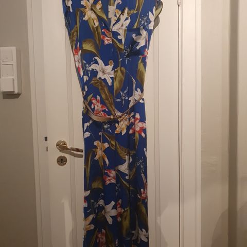 Buksedress fra Zara