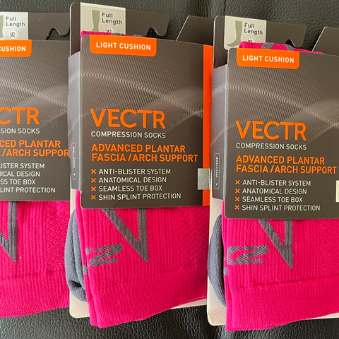 -67% [HELT NY] 2XU, Vectr Light Cushion Full Length Socks