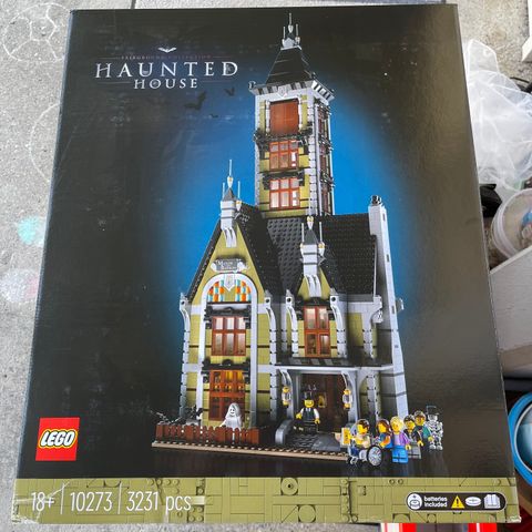 Lego 10273