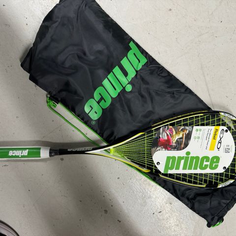 Tennis Racket