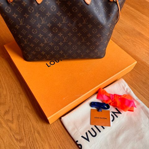 Louis Vuitton Neverfull GM HOLDT AV