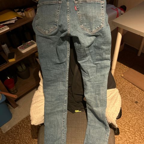 skinny  tapper Levis jeans