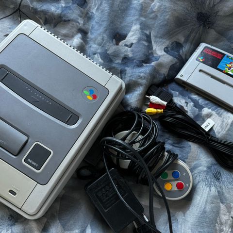 SUPER NINTENDO & 3 spill