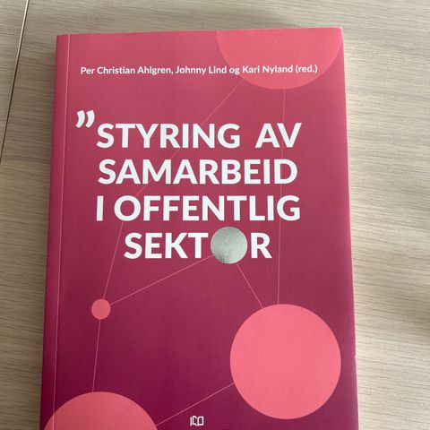 Selger boken : Styring av samarbeid i offentlig sektor