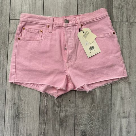 Levis shorts str 30 ny!