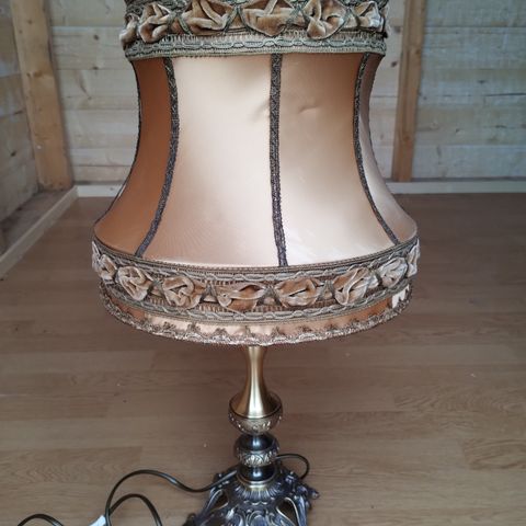 Retro  messing bord  lampe med skjerm