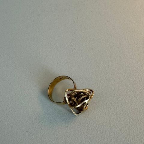 Ring i 14k 585 gult gull