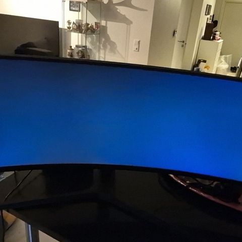 Samsung 49 curved pc skjerm