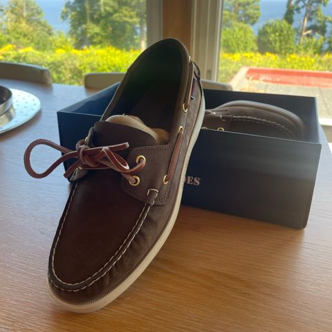 Nye Sebago Docksides str 43