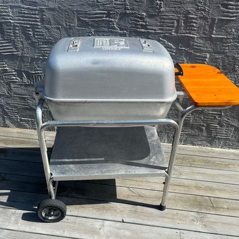 PK Grill & Smoker