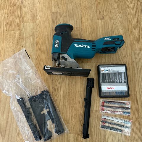 Makita DJV181Z (Uten Batteri)